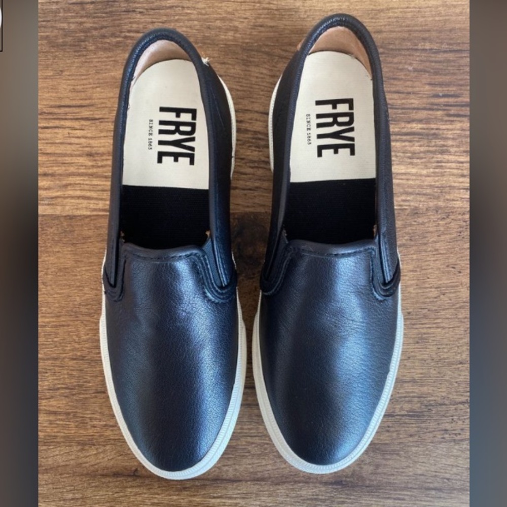 Frye Gia slip on sneaker